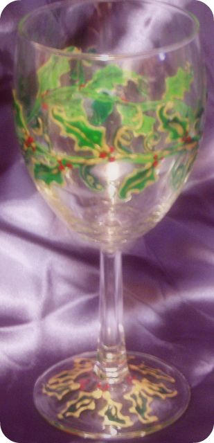 Gilded Holly wineglass